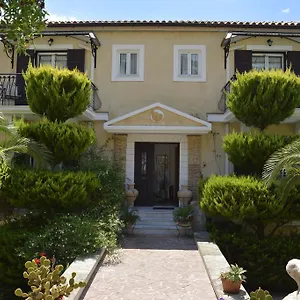 https://christoforos-apartments.kefaloniahotels.net