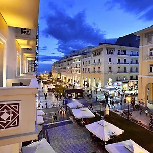 https://roomore-apartments.hotels-of-thessaloniki.com